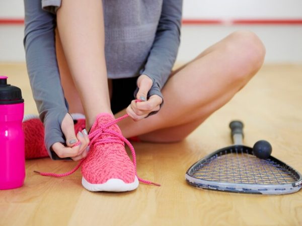 Como escolher o tênis certo para academia?