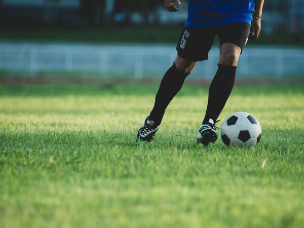 3 equipamentos essenciais para um treino de futebol eficiente