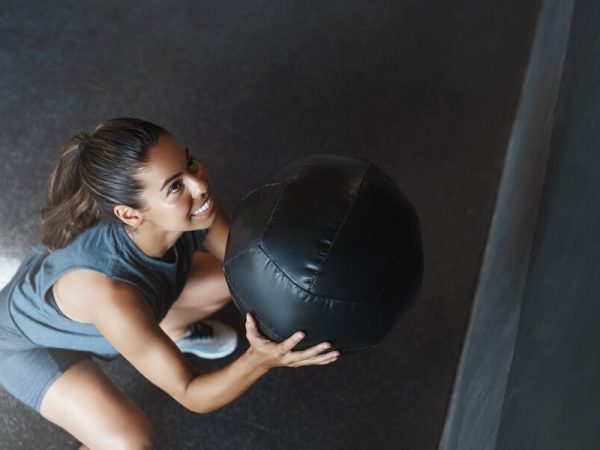 Os 7 Melhores Acessórios para Elevar Seu Treino de Crossfit