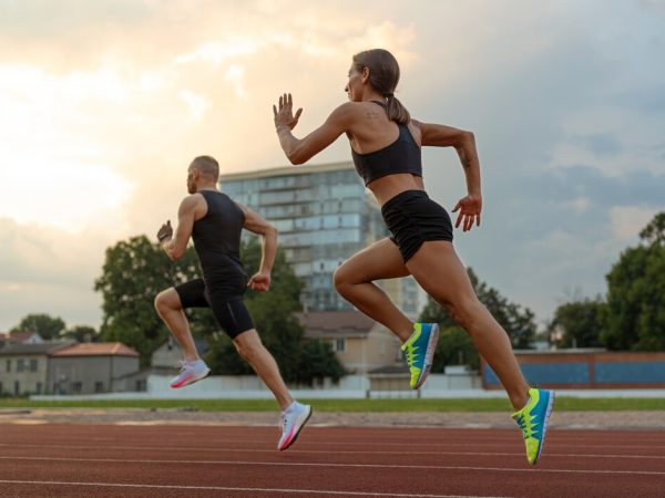 Treinando para vencer: quais equipamentos não podem faltar no atletismo?